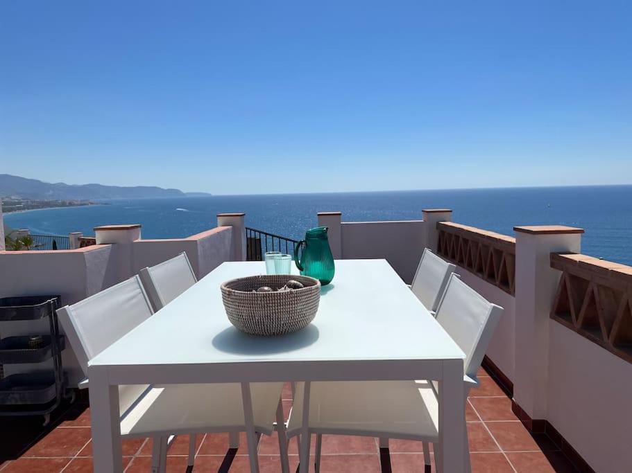 Fantastic Ocean View, Big Terraces 360 Degree View *